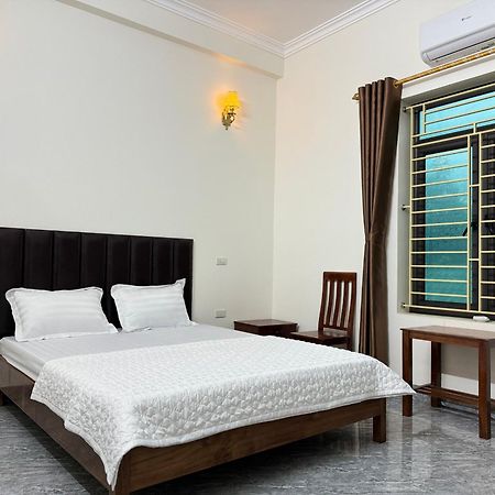 Hotel Minh Thang Nho Quan Екстер'єр фото